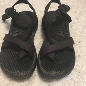 Black Toe Strap Chacos!